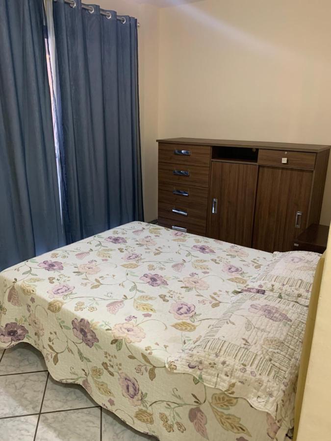 Solar De Bruna - Apartamento Com 2 Qts - 1 Suite - Garagem Coberta - Wi-Fi - Netflix - Acomoda 6 Pessoas A 70 Metros Da Praia Guarapari Exterior foto